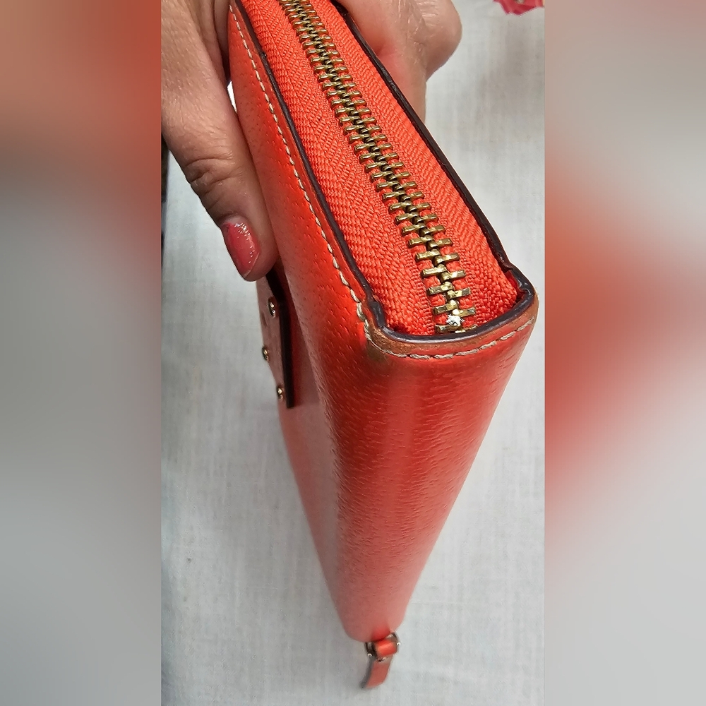 Kate Spade Neda Wellesley Lacquer Bright Orange Leather Zip Around Wallet EUC - Picture 16 of 16